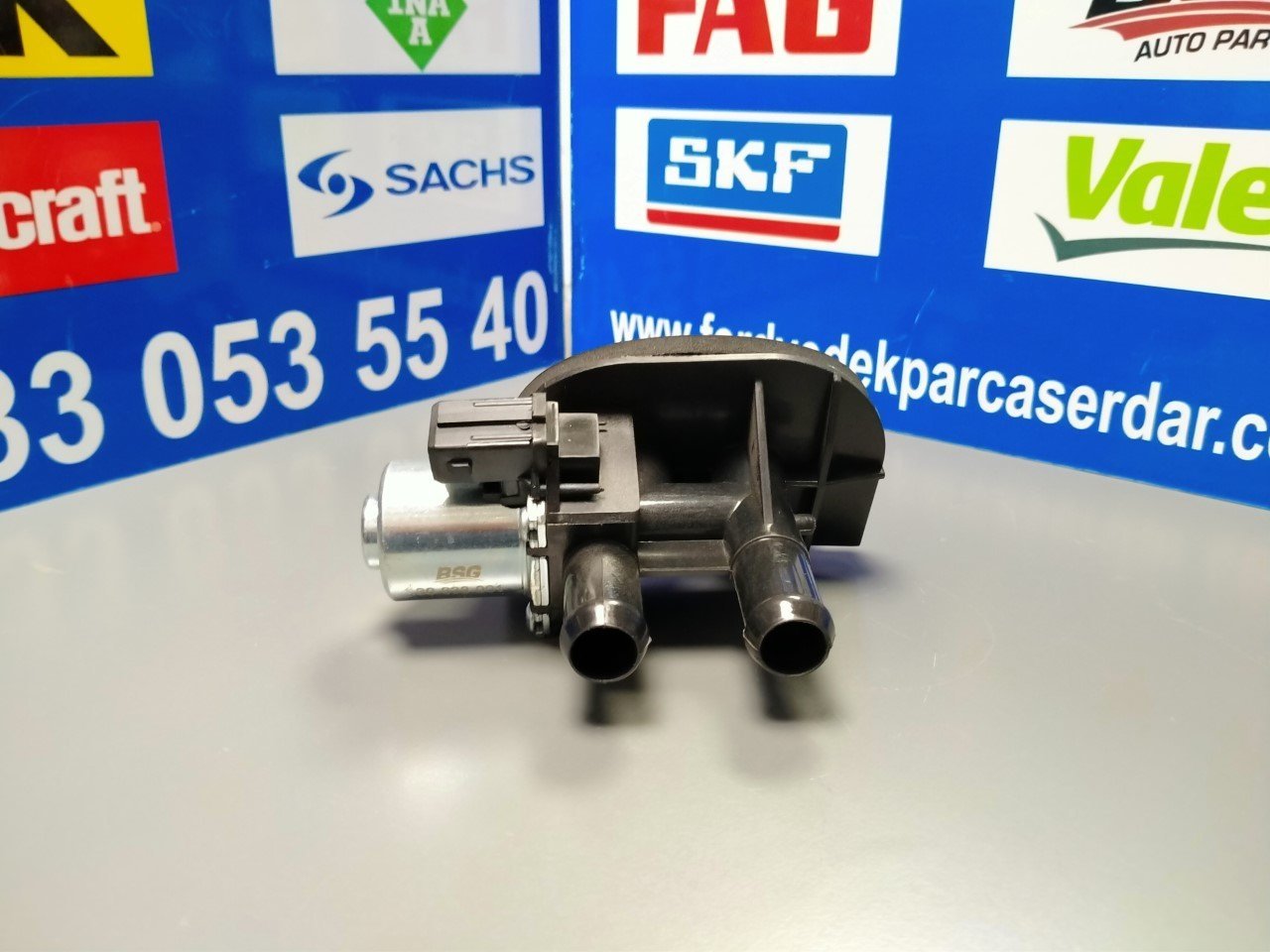 Ford Kalorifer musluğu Fiesta-Ka 96-2001 Arası 02-06 Arası V184