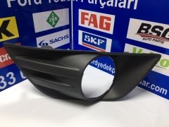 Kuga Sis Far Çerçevesi Sağ 8V41 19952