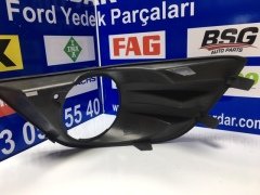 Kuga Sis Far Çerçevesi Sağ 8V41 19952