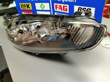 Ön Far Sağ Siyah Zemin TREND 2013-2017 arası Ford Fiesta (=LÜTFEN AÇIKLAMA BÖLÜMÜNÜ OKUYUNUZ=)