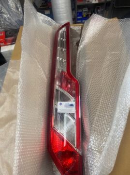 Custom Arka Stop Lambası Sol Orjinal bk2113405 2012-2023 Arası