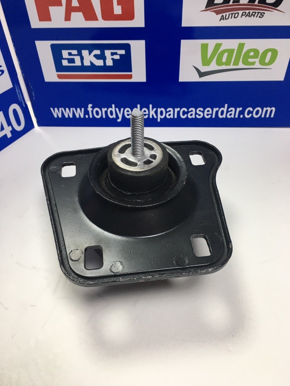 Ford Fiesta Motor Takozu  Sağ üst 1996-2001 Yıllar Arası XS616038EA (Kargosu Ücretsiz)