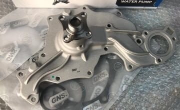 Taunus 20m Granada v6 Devirdaim Su Pompası Yaprak