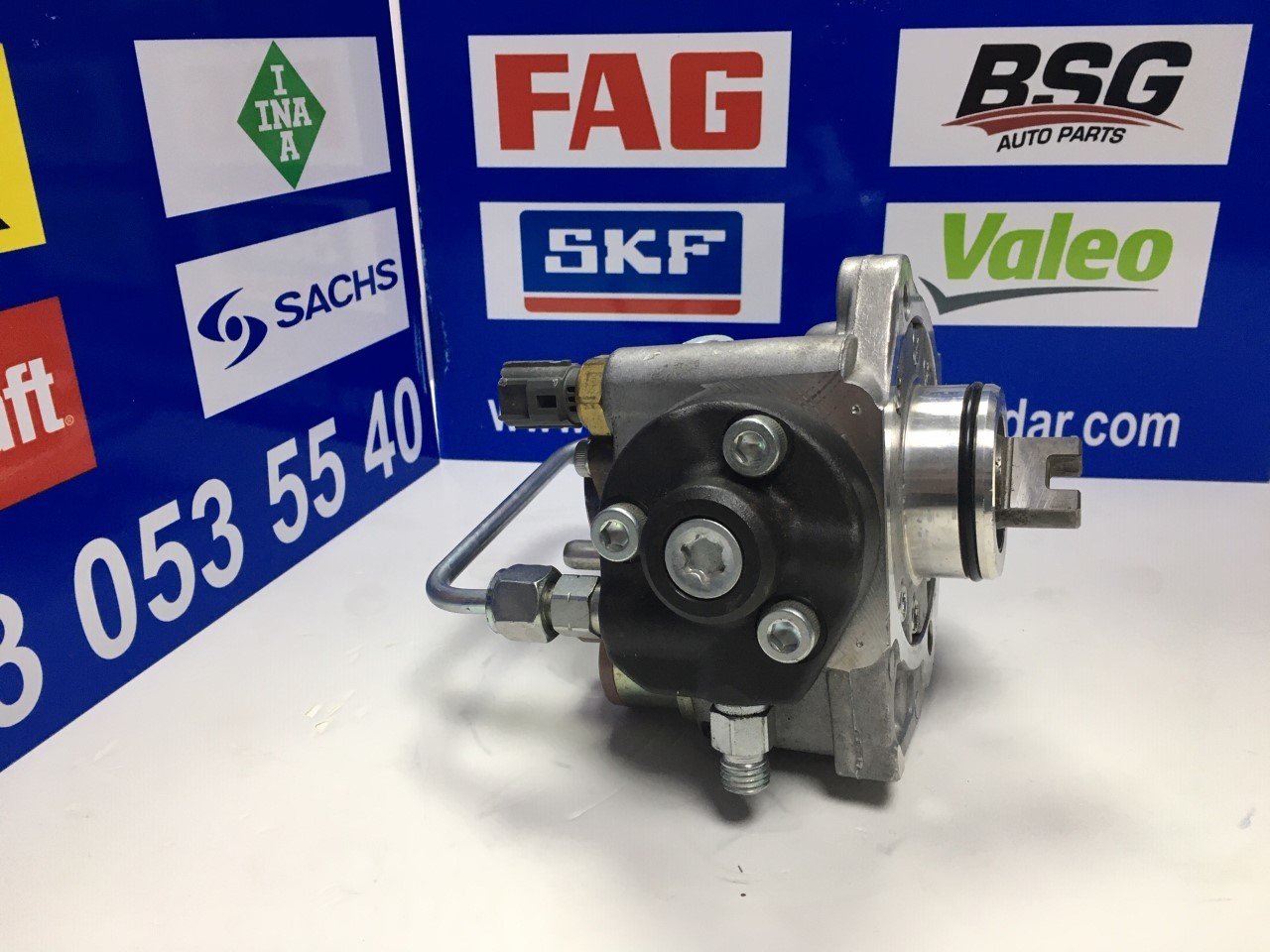 Mazot Pompası 2.2 Önden çeker V347 2007-2011 Model arası Transit 6C1Q9B395