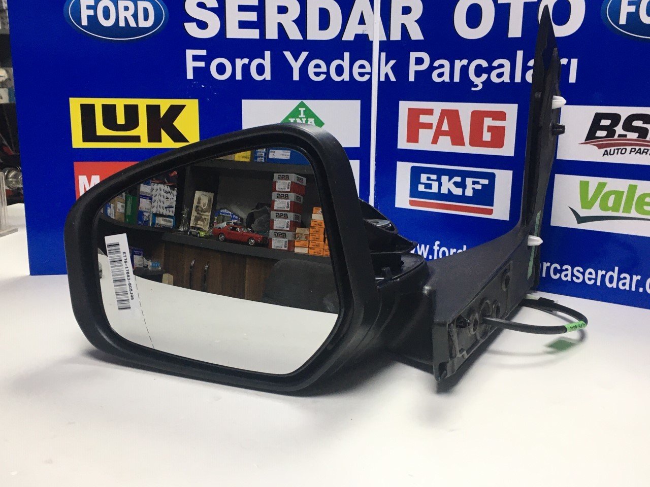 Courier Dış Dikiz Aynası sol 14-17 ARASI Orjinal Ford ET7617682BG