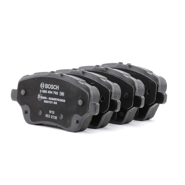 Ford Courier Ön Fren Balata Takımı Bosch 14-23 Arası BOSCH 0986494792