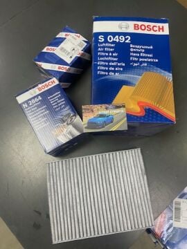 Ford Focus 1.5 1.6 Tdci Yağ Bakım Filtre Seti Manuel Vites 11-17 ARASI BOSCH