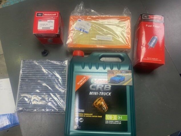 Ford CONNECT YAĞ BAKIM FİLTRE SETİ 2005-2008 ARASI 10W30 CASTROL ORJİNAL