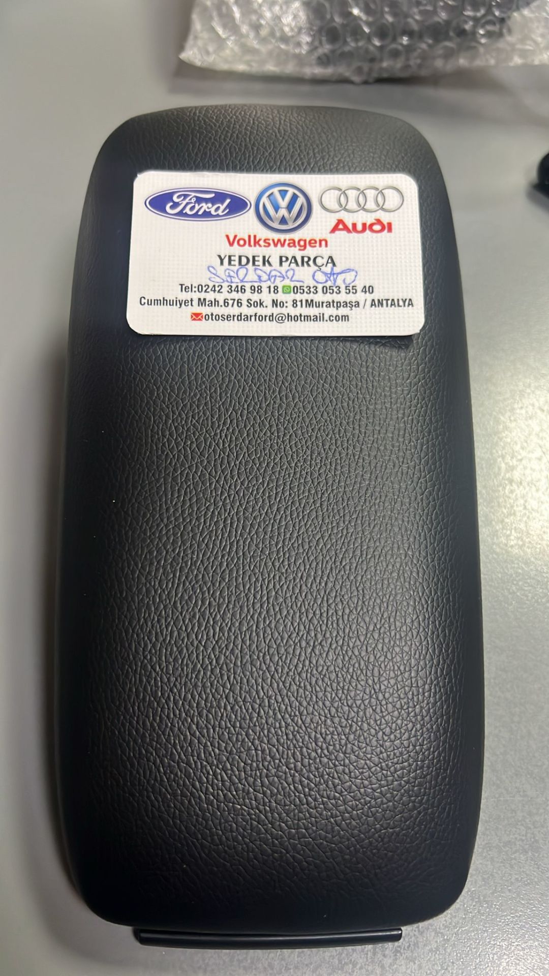 KOLÇAK KOL DAYAMA KAPAĞI DERİ SİYAH AUDİ A3 (8P1,8PA) 04-12 ARASI 8p0864245ASD 2-K-102