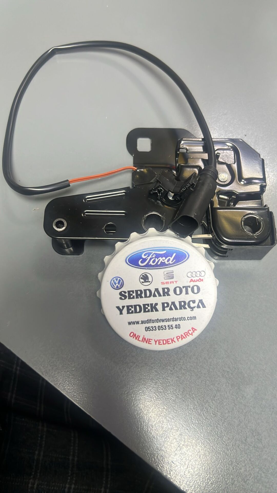 Audi A4 Motor Kaput Kilidi Alt İkazlı 8E0823509D TOPRAN 118550001 ZF-18