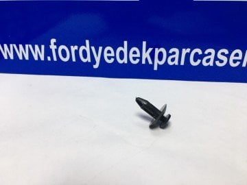 Çamurluk Davlumbaz Vidalı klipsi b.m focus fiesta Courier