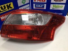Focus Arka Stop Lambası Sağ Dış Sedan Kasa 2011-2014 Arası bm5113404ch