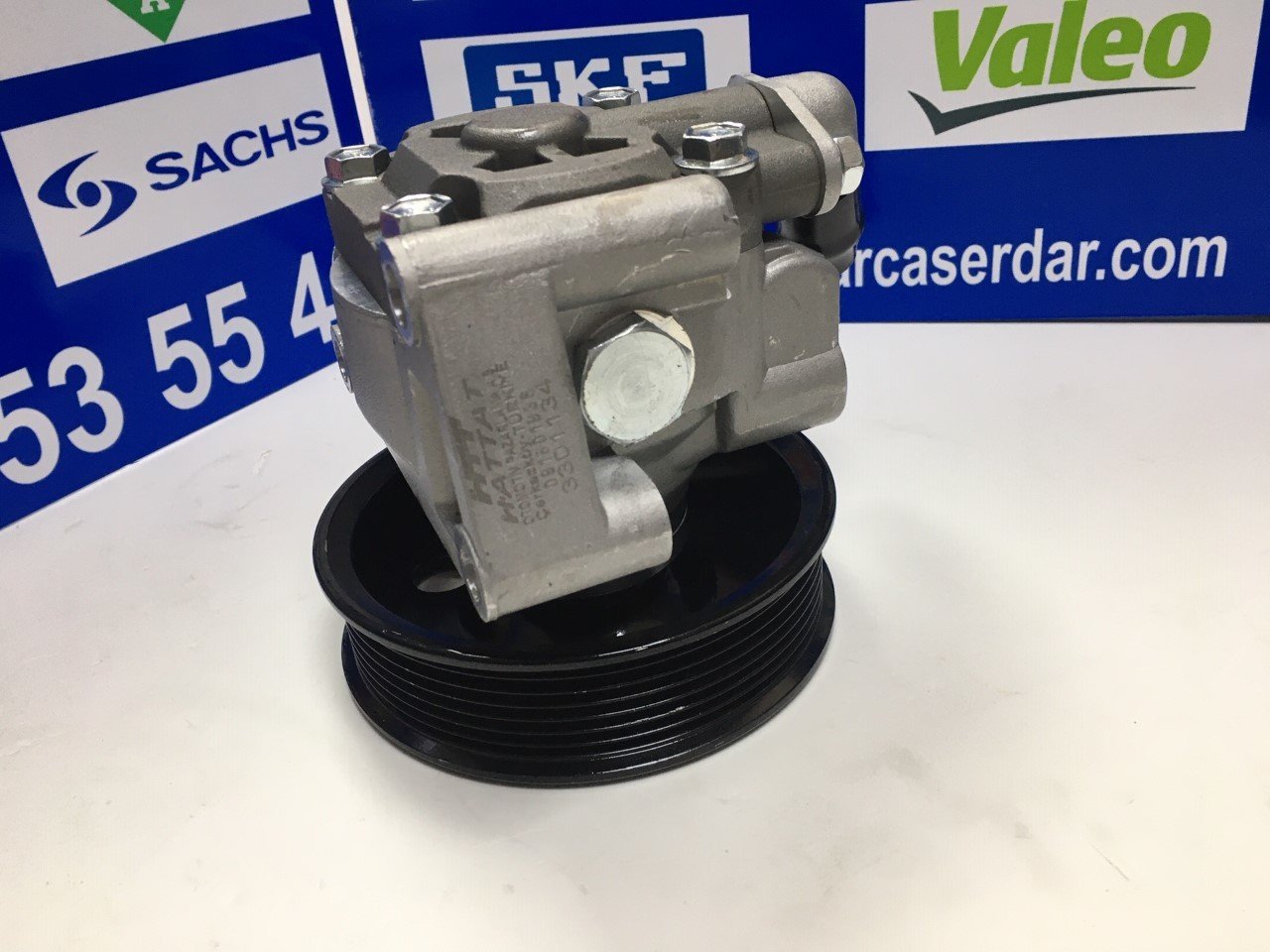 Hidrolik Direksiyon Pompası 155ps 2012-2017 Yıllar Arası Transit CC113A696