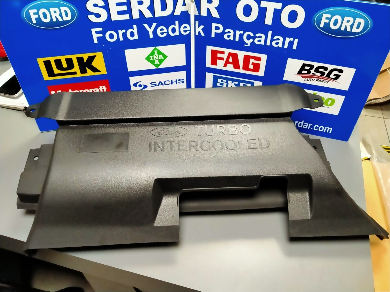 Ford Connect İntercooler Motor Üst Kapağı 2007-2013 Yıllar Arası Orjinal Ford