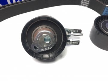 Focus Cmax VolvoS40 Triger Kayış Seti 1.6 Dizel Tdci 06-11 Arası Dayco ktb914