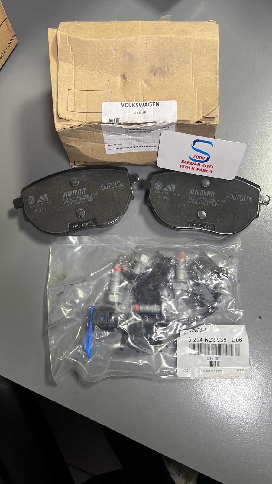 ÖN FREN BALATA TAKIMI T7 - T8 2020-SONRASI ORJİNAL VW 7LA698151B