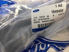 Cam Silcek Yıkama Su Deposu 2014-2020 Yıllar Arası Ford Courier ORJİNAL