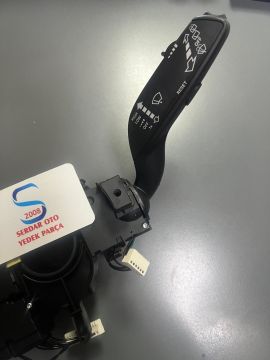 FAR SİNYAL SİLECEK KUMANDA KOLU 19 PİN AUDİ A4 - Q5 2007- SONRASI ZSW1363 4G8953502AD D1-G8