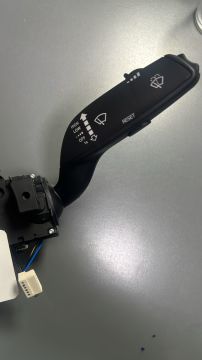 FAR SİNYAL SİLECEK KUMANDA KOLU AUDİ A4 B8 2009-2016 / A5 2013-2017 / A6 C7 2011-2017 / A7 2010-2018 ZSW1764 4G8953502AA D1-G8