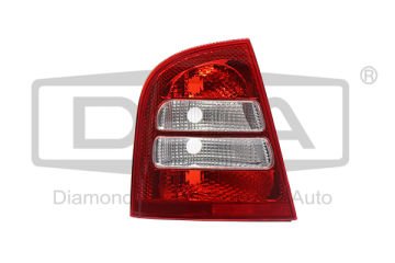Skoda ARKA STOP LAMBASI SOL OCTAVİA DUYSUZ 01-11 ARASI 1U6945111C D1-E4