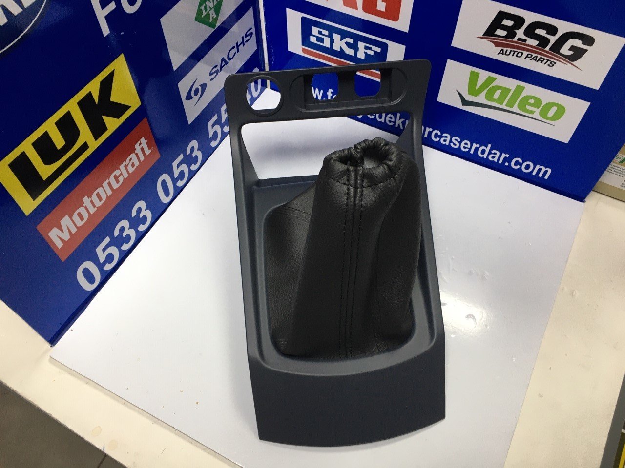 Vites Körüğü Komple Füme Renk 2009-2013 Yıllar Arası Ford Connect Orjinal Ford 9T16 V045B78 (Kargosu Ücretsiz)