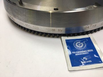 Ford Volantlı Debriyaj Seti Bilyalı Set 6.İleri 11-17 Arası Focus Cmax volvo 1.6 Tdci Manuel sachs Orjinal 2290601117 FM517C623