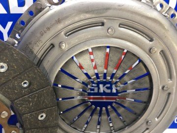 Ford Volantlı Debriyaj Seti Bilyalı Set 6.İleri 11-17 Arası Focus Cmax volvo 1.6 Tdci Manuel sachs Orjinal 2290601117 FM517C623