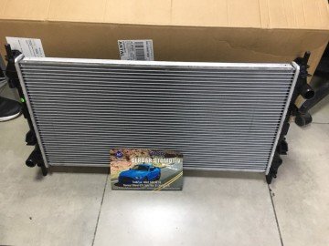 Su Radyatörü transit V184 ORJİNAL FORD YC158005