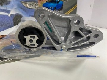 Ford Courier Şanzuman Alt Takozu 2018-2023 Yıllar Arası Orjinal Ford JT766P082