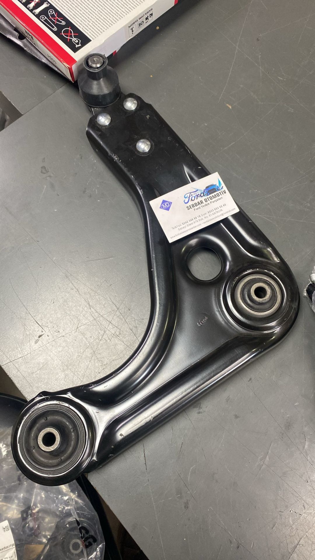 Ford Ka Ön Alt Salıncak Sol 97kb3051 (=LÜTFEN AÇIKLAMA BÖLÜMÜNÜ OKUYUNUZ=)