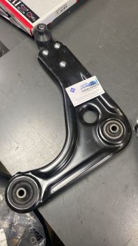 Ford Ka Ön Alt Salıncak Sol 97kb3051 (=LÜTFEN AÇIKLAMA BÖLÜMÜNÜ OKUYUNUZ=)