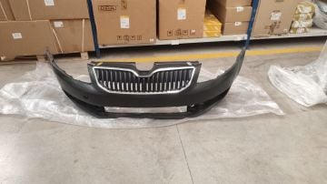 Skoda Octavia Ön Tampon + Panjuru Krom Çerçeveli 13-16 Arası 5E0807217 5E0853651