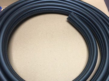 Ford Kapı Lastiği FitiL Escort ve Fiesta 1996-2001 ARASI 95AGA20708