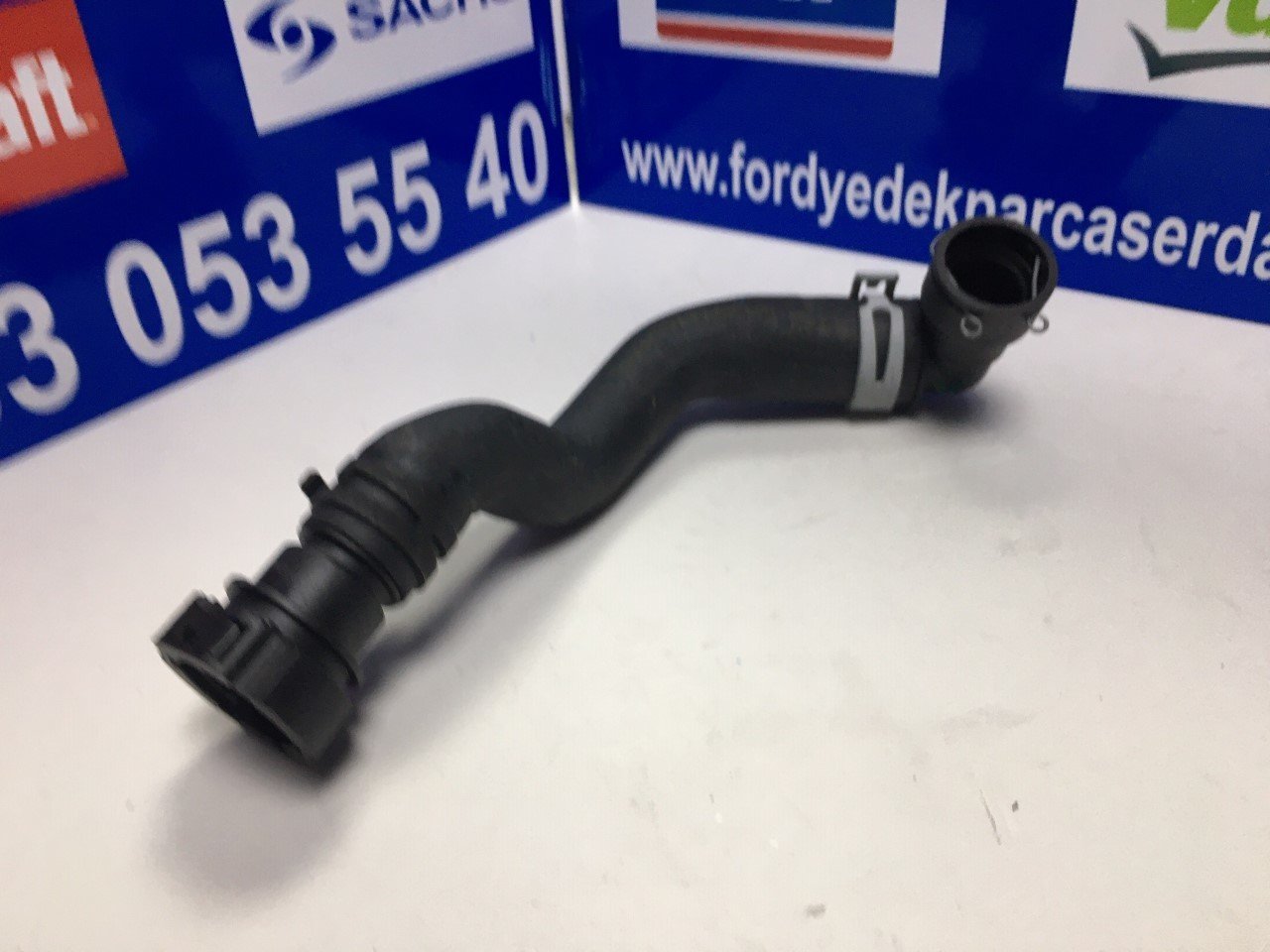 Kalorifer Hortumu çıkış jaklı 1.5 1.6 dizel Courier orjinal ford AY1118K580BC