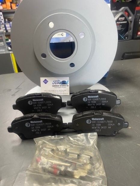 Ford Courier Ön Fren Disk ve Balata Takım Set Bosch Motorcraft EY161125 MEMT762K021