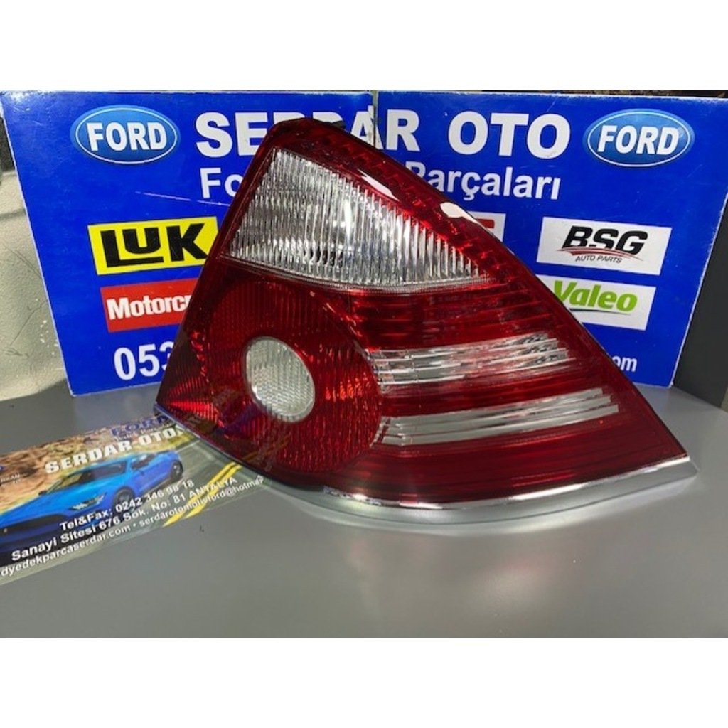 Ford Arka Stop Lambası Sağ Krom Alt Çıtalıi Mondeo 6S7113A602S