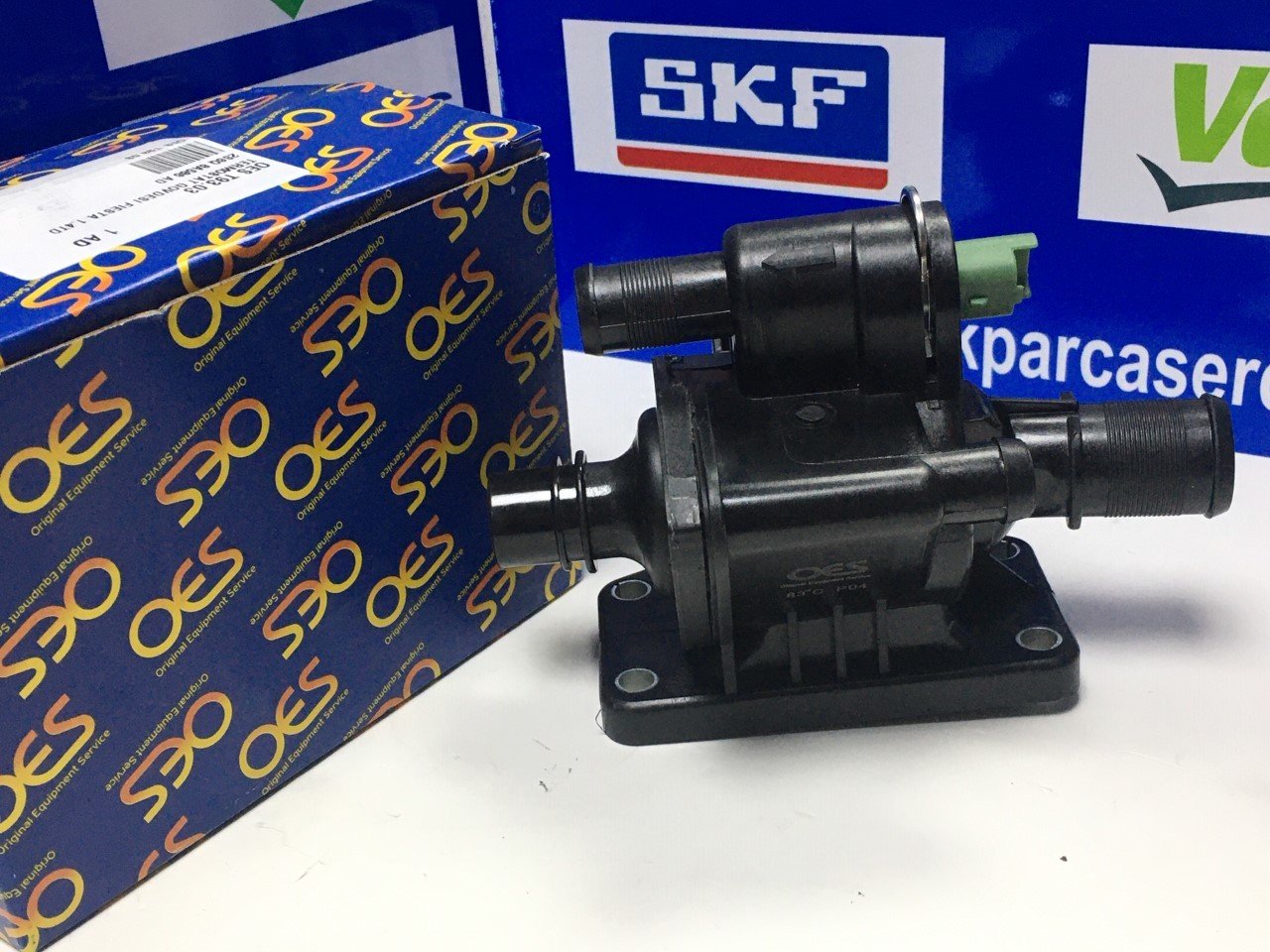 Fiesta 1.4 Dizel Termostat Yuvası Komple Müşürlü  2S6Q8A586 oes t9303
