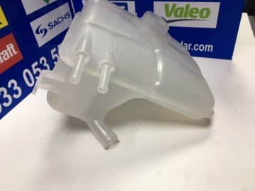 Ford Focus1 ve Connect Radyatör Su Deposu Orjinal Ford 8t168k218