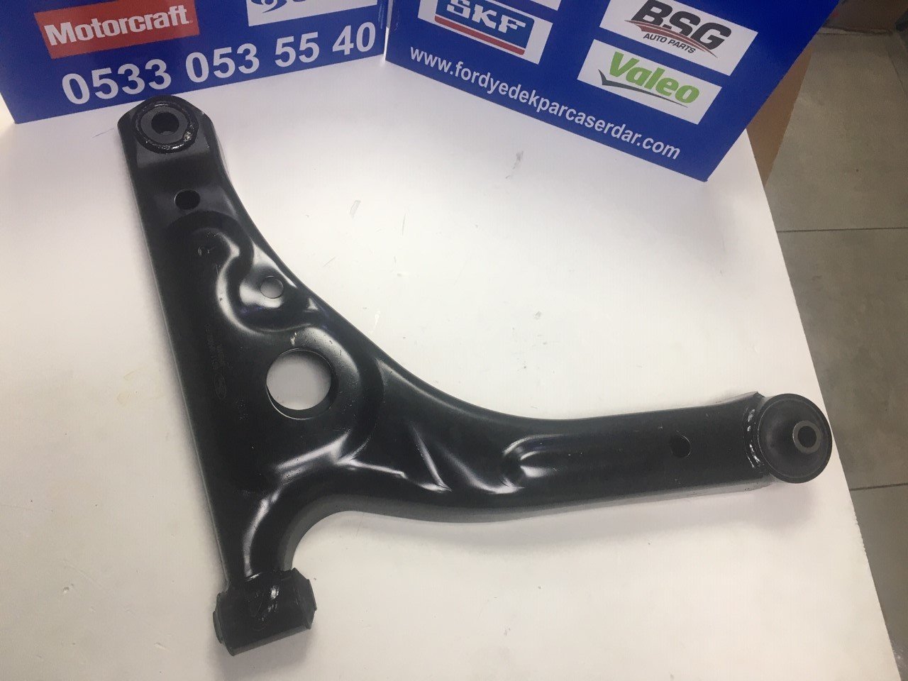 Ford Transit Ön alt salıncak sağ 2002-2013 arası Transit V184 V347 ORJİNAL FORD 6C113A052 (Kargosu Ücretsiz)