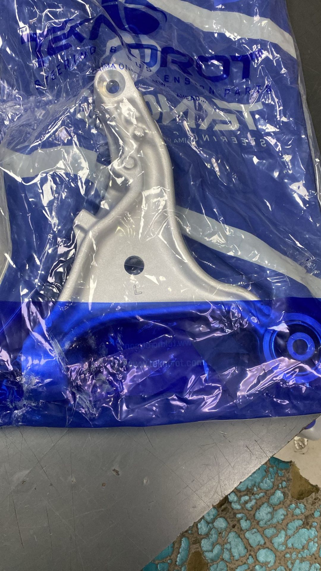 Volvo S80 Alt Salıncak Sol Rotilsiz Teknorot vo647 30635227