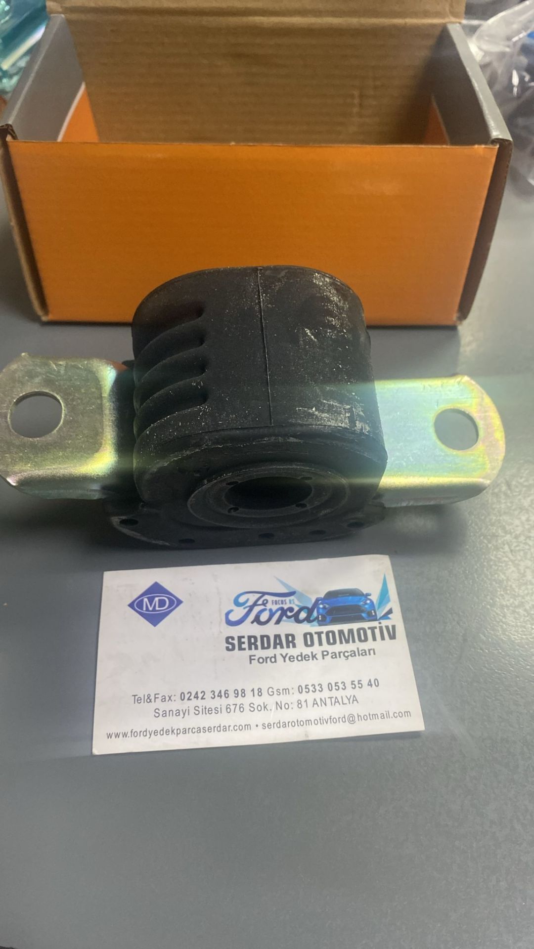 Volvo Ön Alt Salıncak Burcu Sağ s40 v40 orjin 02438 30872511