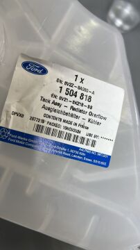 Ford Fiesta  Radyatör Su Yedek Deposu 1.4-1.5 Tdci Dizel ORJİNAL FORD 09-17 Arası 8v218k218bb (Kargo Ücretsiz)