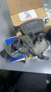 Audi A4 A5 A6 Ön Fren Balata Takımı 15- Sonrası BOSCH 0986424433 80A 8W0698151Q AF-8W0698151AG K