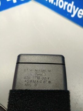 Ön Emniyet Kemer Tokası Courier Orjinal ET76A61208