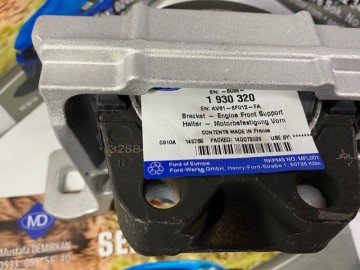 Ford Focus Cmax VolvoS40 1.6TDCİ Motor Takozu Sağ Üst Manuel Vites Orjinal Ford Otosan 06-17 Arası AV616F012FA (kargosu ücretsizdir)
