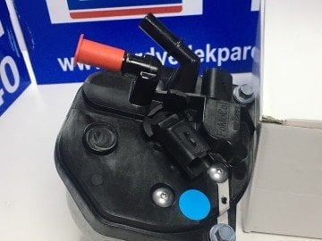 Ford Yakıt Mazot  Filtresi Komple EURO5 TDCİ Volvo Focus Fiesta Bmax Courier Orjinal AV6Q9155