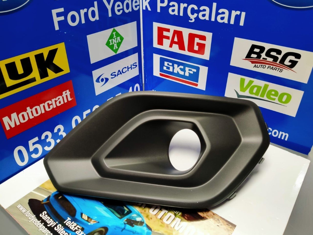 Courier Ön Sis Far Çerçevesi Sol Orjinal Ford jt7611953 2018-2023 Arası