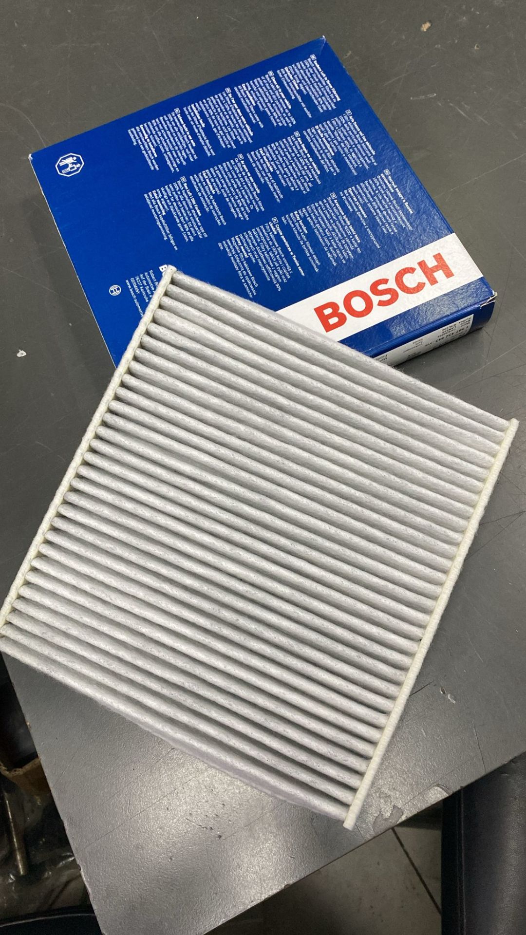 Volkswagen POLEN FİLTRESİ KARBONLU 2013-sonrası Passat B8 GOLF7 Audi3 A3 Q2 Q5 Seat LEON Skoda OCTAViA Crafter Superb 1.2 TSİ-1.4 TSİ-1.6 TDİ-2.0 TDİ  DFYA BOSCH 1987432543 5Q0819653 5Q0819669