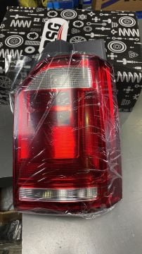 Arka Stop Lambası Sol Transporter T6 15-SONRASI 7E0945095 BARCHA