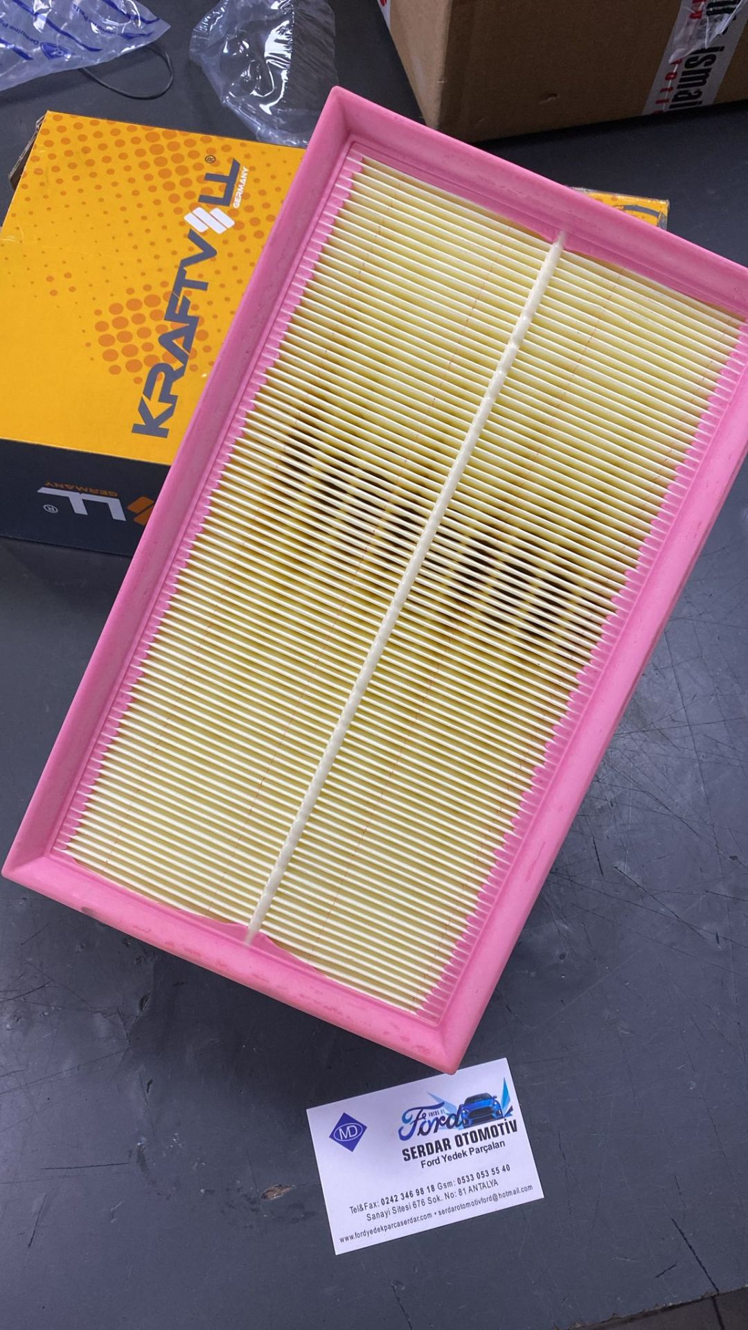 Volkswagen Hava Filtresi Süngerli Audi Seat Skoda Golf Passat 1.6 - 2.0 Tdİ CLHA-CLHB CXX DCXA DCZA DDYA 13- Kraft Germany 5Q0129620B C 06010120